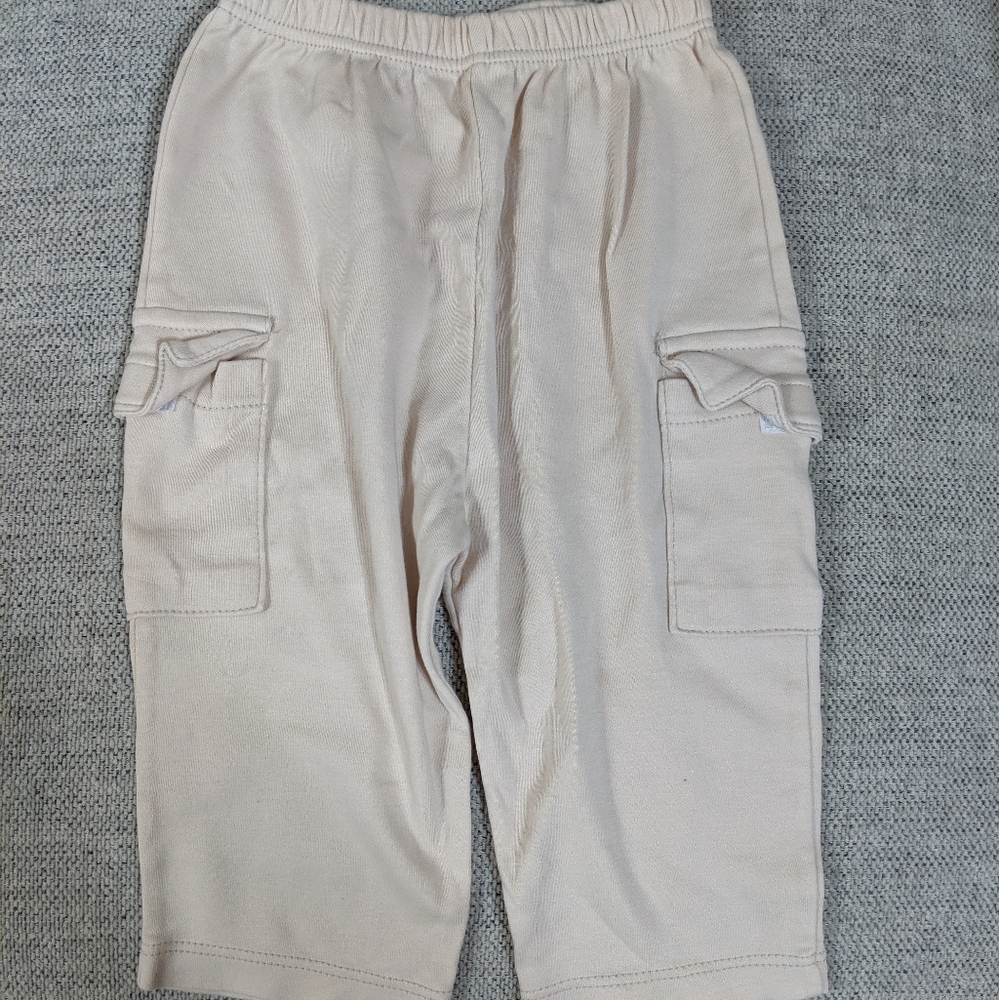 Like new Kissy kissy khaki pants
